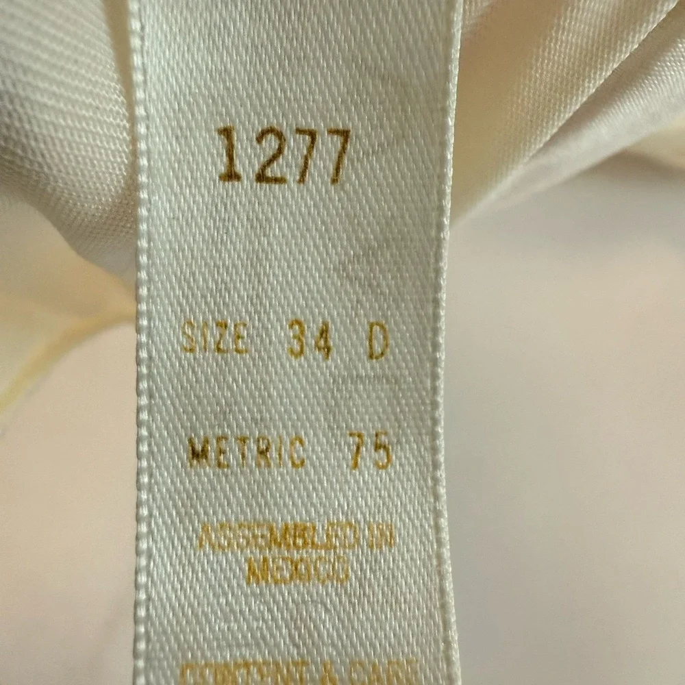 Vintage Victoria's Secret The Miracle Bra 34D White Satin Shiny Padded Push Up
